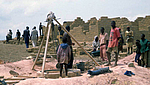 Vorschaubild von 'Projekt-Nigeria-Brunnen-Gesundheitsstation-800px.jpg'