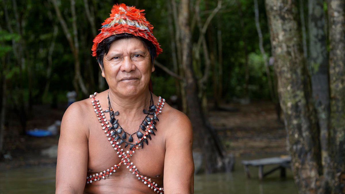 Die Munduruku als eines der mehr als 300 indigenen Völker Brasiliens sind einer der Hoffnungsträger, dass der Bau des Staudamms noch verhindert werden kann.  Sie haben laut brasilianischem Gesetz besondere Rechte, ihre Sprache und ihren Lebensraum schützt.
